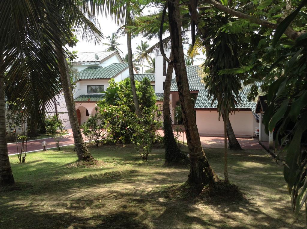 Résidence Hôtelière Océane Libreville Extérieur photo